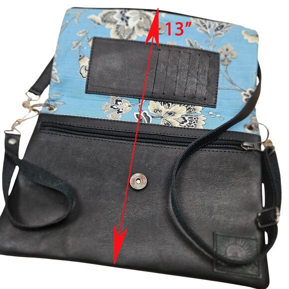 Vintage White Capiz Shell Heart Shaped Trinket Box Shell Flowers READ NOTE - Picture 9 of 10